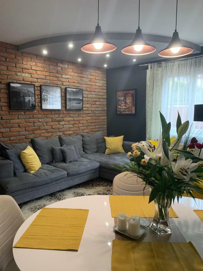 Luca Holiday House บูดาโอร์ช ภายนอก รูปภาพ