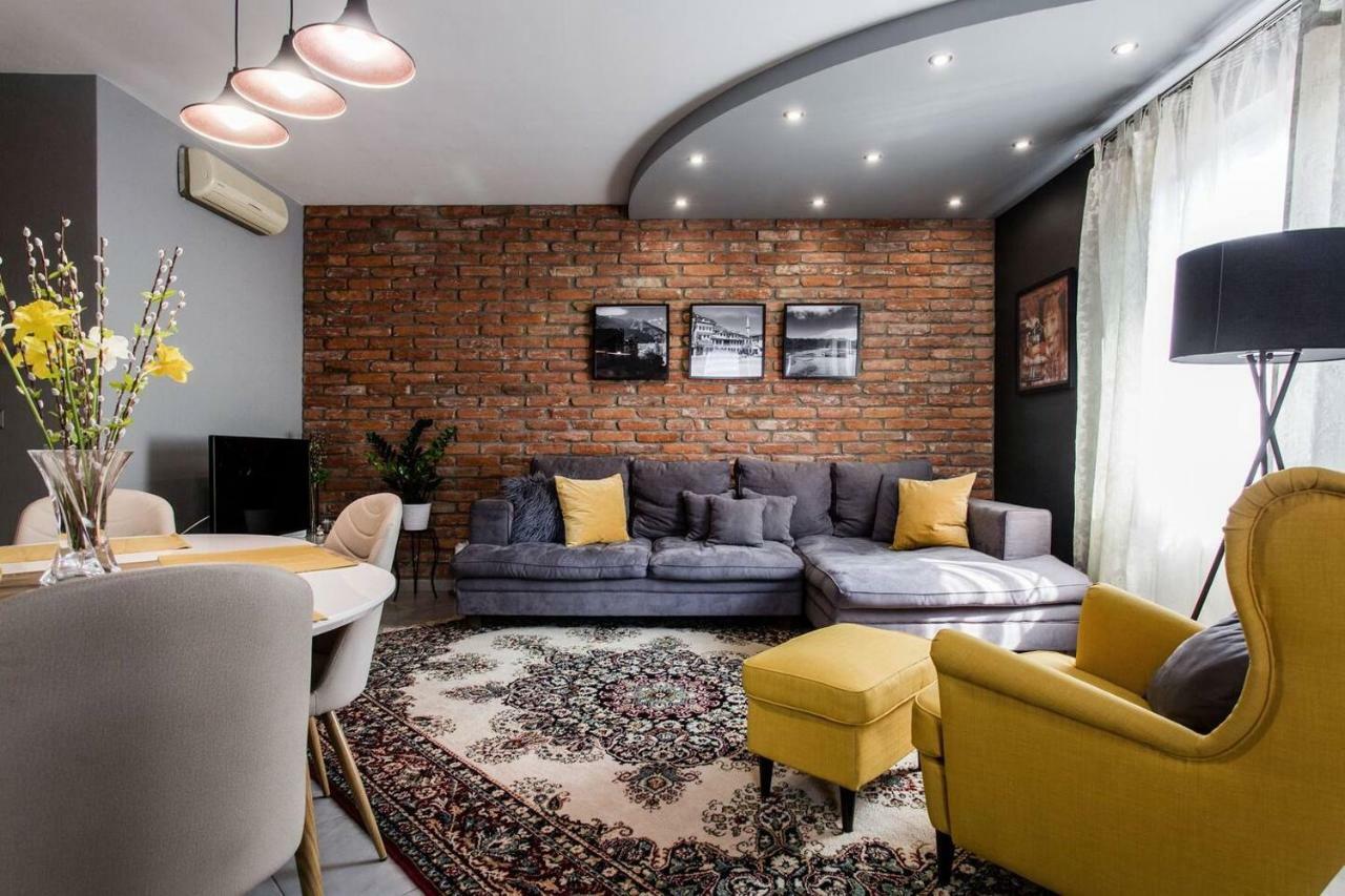 Luca Holiday House บูดาโอร์ช ภายนอก รูปภาพ