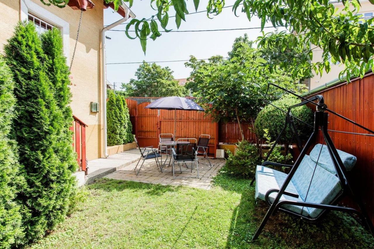 Luca Holiday House บูดาโอร์ช ภายนอก รูปภาพ